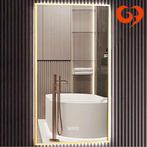 Elegante specchio con cornice in alluminio per un uso duraturo