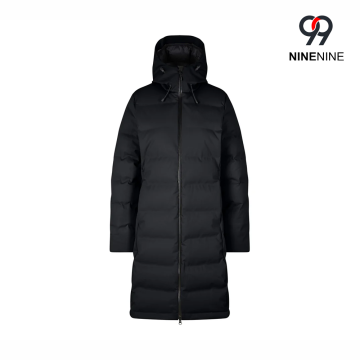 Lange geïsoleerde winterparka met verstelbare capuchon