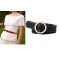 Sophistication intemporelle ceinture de femmes en cuir classique