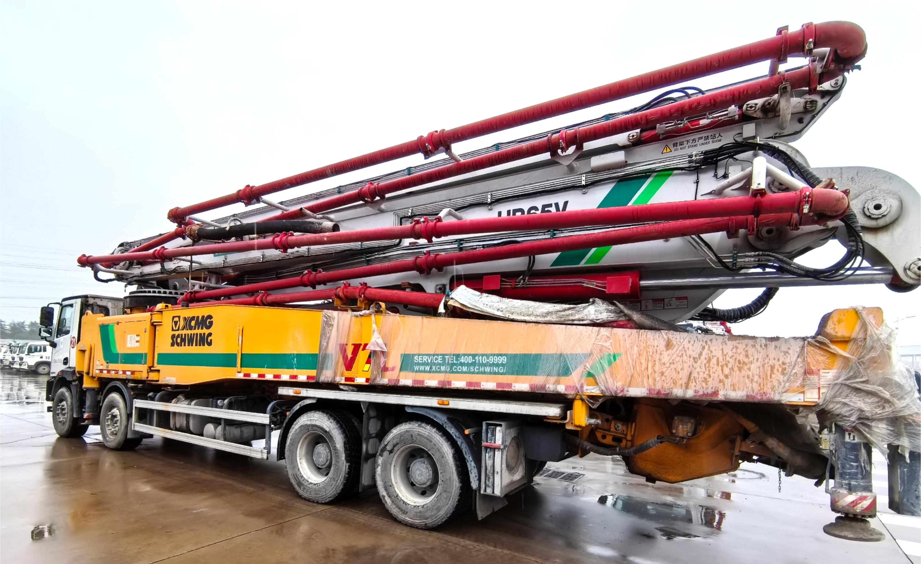 concrete pump truck price