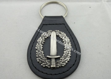Die Casting Personalized Leather Keychains With 3d Zinc Alloy Emblem, Antique Silver Plating