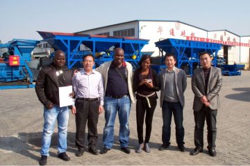 hot!!! Block Making machine QT10-15 sell well in South Africa
