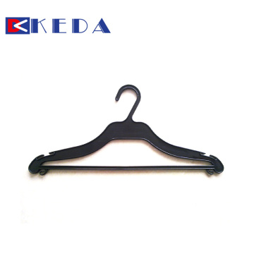 Factory Outlet: 15-Year Experience Plastic Clothes Hangers with Bar Pegs - Model C18