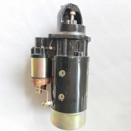 Auto Cummins Engine Parts 6BT Starter Motor 4935789