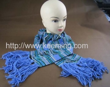 Fashionable Ladies Knitted Scarf 