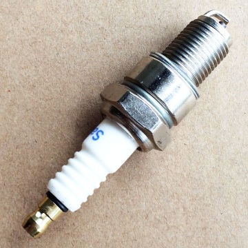 GX390 F7TC Standard Spark Plug For Sale