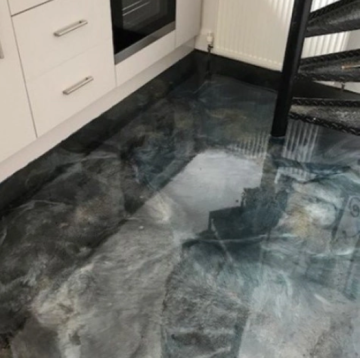 Clear epoxy floor coating acid-proof