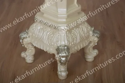 Neo-Classical Carved Giltwood Wood flower stand