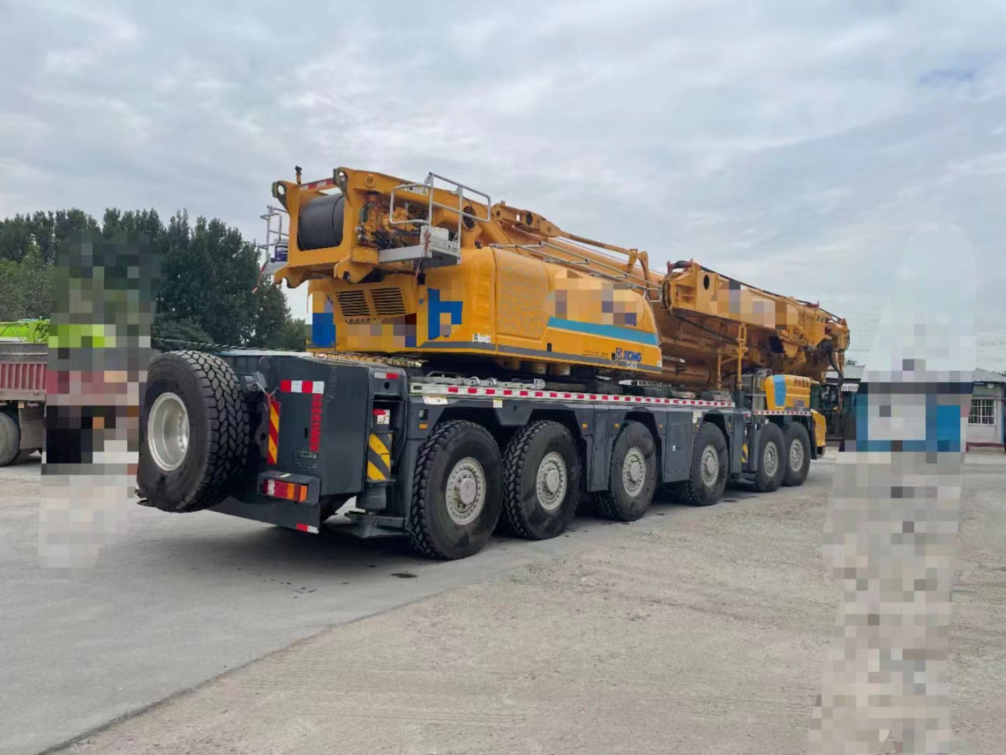 XCMG XCA300-1 All-Terrain Crane