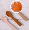 Anpassade grossist 2st Baby Silicone Spoon Fork -redskap