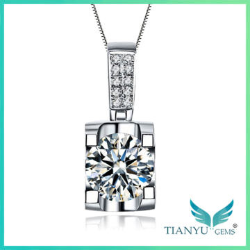cheap 18k white gold 1 carat EF color round brilliant cut bezel set moissanite pendant