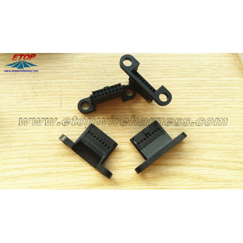 Conector moldeado TYCO local