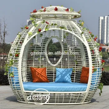 2016 new design outdoor PE rattan furniture daybed garden leisure set