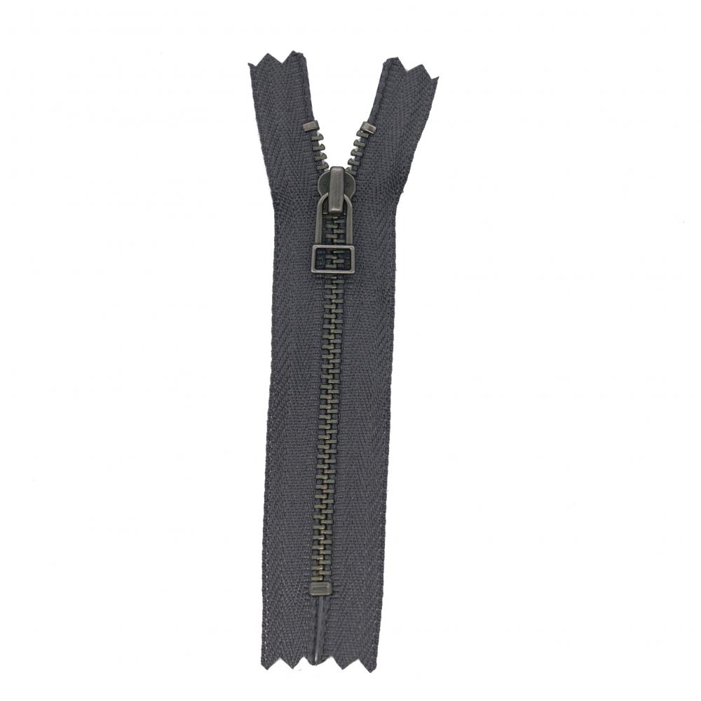 metal zipper