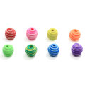 Bunte 10mm weiche Tonpolymerperlen 100Pcs Spiralmuster runder loser Raumperlenball für Schmuckarmbandherstellung DIY