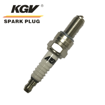 Moto Normal Spark Plug CR8E