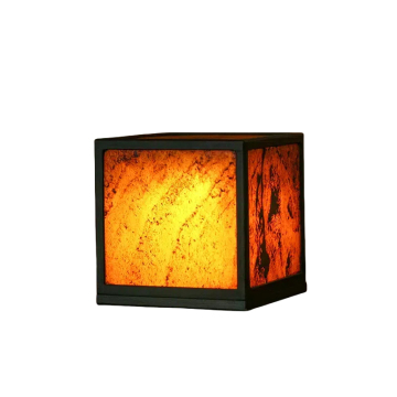 Tranquil Tea Room: Zen-Rock-Atmosphäre Lampe mit schwarzem Ebenholzrahmen im chinesischen Stil