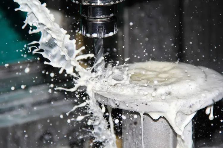 cutting fluid cutting fluid
