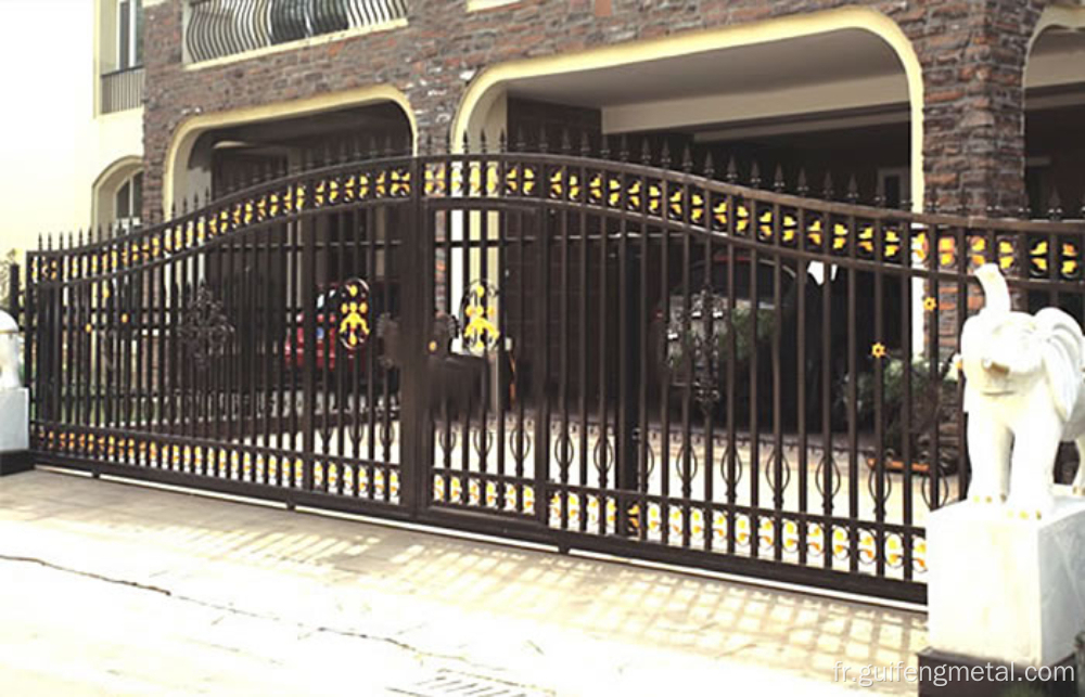 Balconie en alliage en aluminium Porte de cour chinoise clôturée