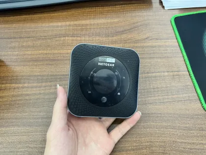 Netgear M2 MR2100-100EUS: A High-Speed 4G Router with 5G WiFi and LTE Connectivity