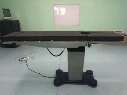 hydraulic surgical operating table