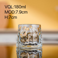 Vidrio creativo de vidrio de whisky transparente