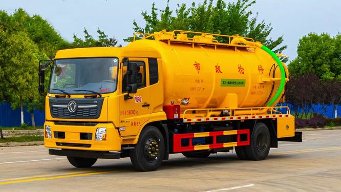 Dongfeng 10000L 12000L شاحنة شفط الصرف الصحي