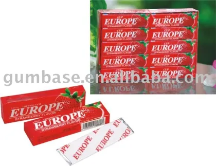 Strawberry chewing gum