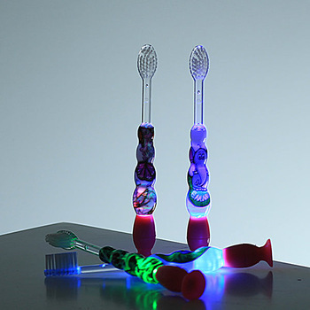 New LED Children lighting flashing toothbrush