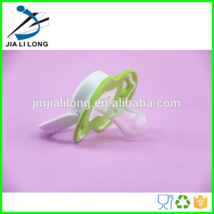 Customized bpa free silicone baby pacifiers soothers