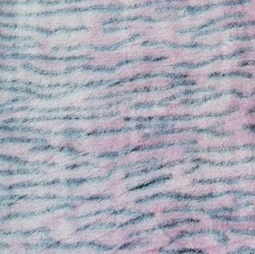Fleece kelinci dicetak bawah
