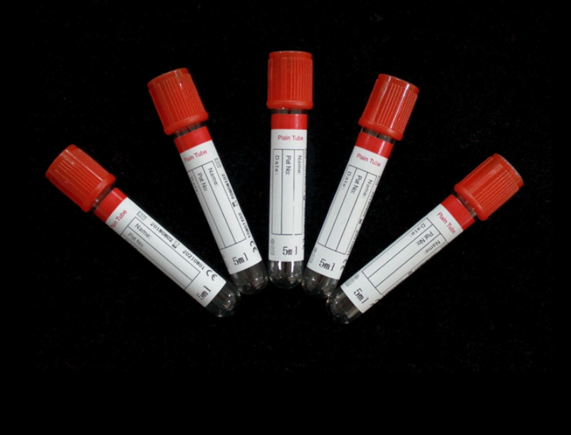 Tubo de recolección de sangre de tapa roja de vacío de 13*75 mm