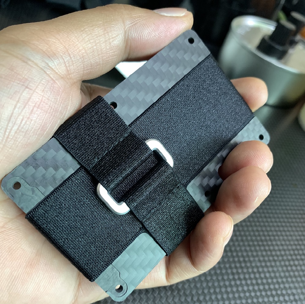 carbon fiber card holder