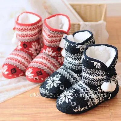 OEM Custom Knitted Women′s Winter Indoor Shoes Boots Socks