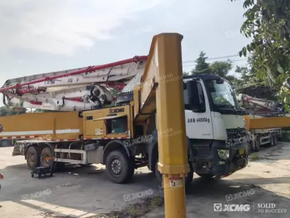 Used Truck-Mounted Concrete Boom Pump XCMG HB58V Price