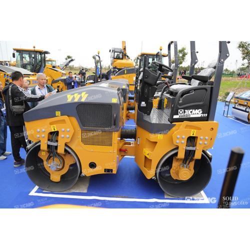 Hidraulik Kecil Digunakan Double Drum Compactor XCMG XMR403