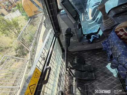 XCMG used Digger Machinery crawler excavator XE370D