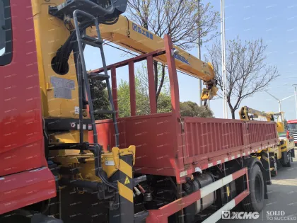 Used Truck Mounted Crane XCMG SQS200E truck crane
