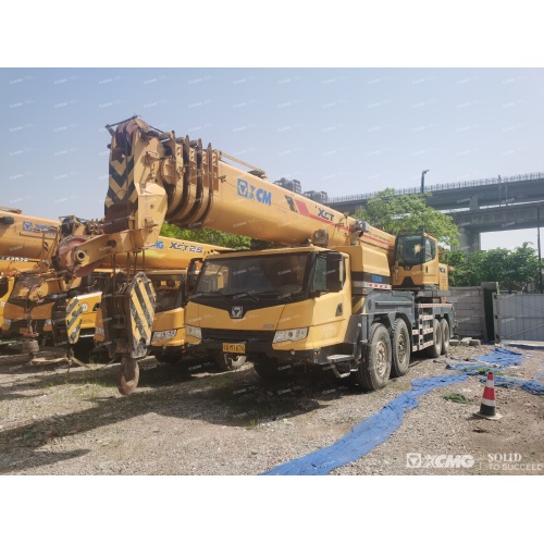 အသုံးပြုသော Xct80TON Hydraulic Trange Trange Trange Trane Transrane XCMG ကရိန်း