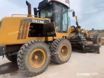 Μεταχειριστή Motor Grader XCMG GR215 Grader προς πώληση
