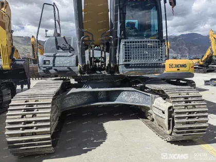 XCMG used Digger Machinery crawler excavator XE370D