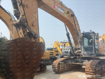 XCMG μεταχειρισμένο ερπυστριοφόρο εκσκαφέα XE690DK προς πώληση