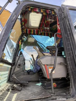 XCMG used Digger Machinery crawler excavator XE370D