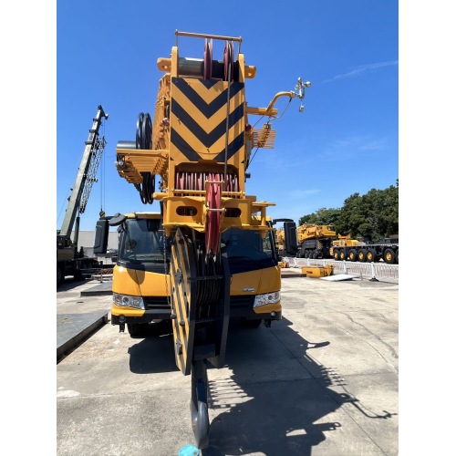 Second Hand Trucks for Sale XCMG Used All Terrain Crane XCA230 Supplier