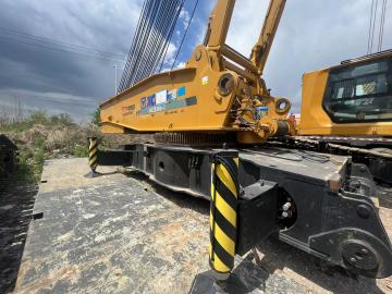 Used XCMG XGC11000 crawler crane