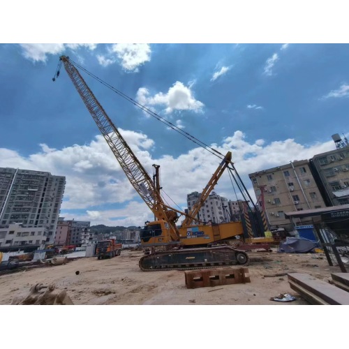 XCMG использовал Crawler Crane XGC150