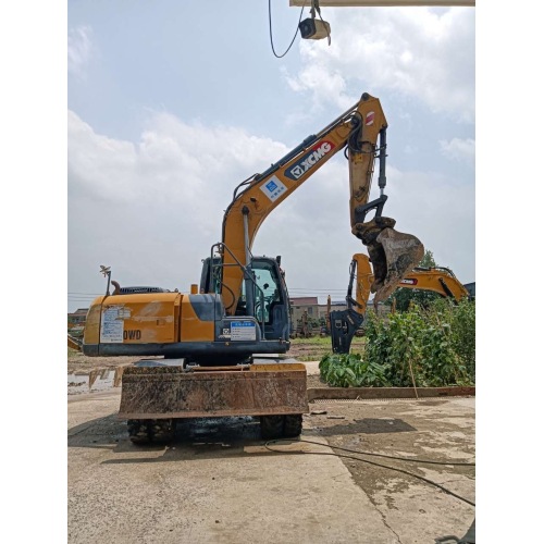 Wheel Excavator Used XCMG XE150WD wheel excavator Manufactory