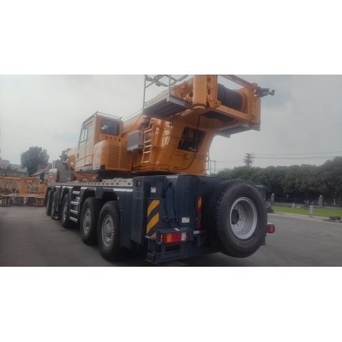 All Terrain Crane XCMG used all terrian crane XCA180L8 Factory