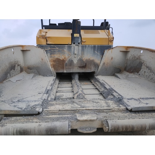 Asphalt Paver Machine Used XCMG RP1253 paver Supplier