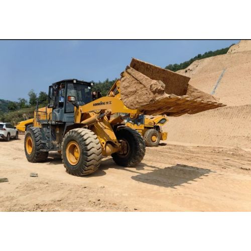 Menggunakan Longgong ZL50NC Wheel Loader